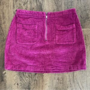 Corduroy Skirt with pockets Size medium